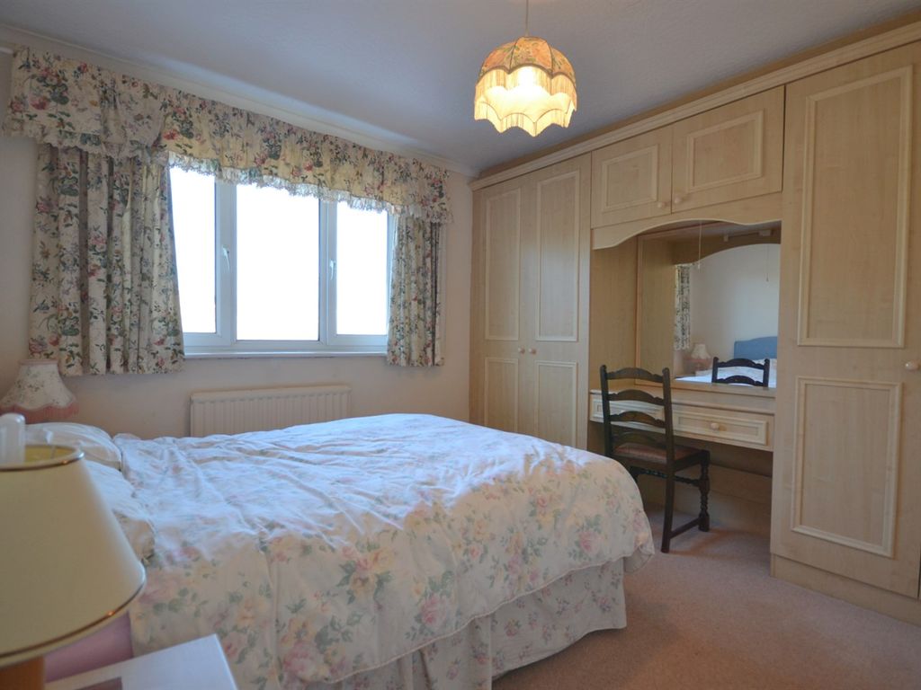 4 bed detached house for sale in Windermere Drive, Alderley Edge SK9, £750,000