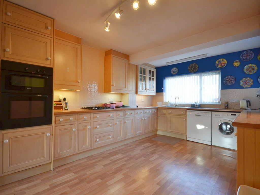 4 bed detached house for sale in Windermere Drive, Alderley Edge SK9, £750,000