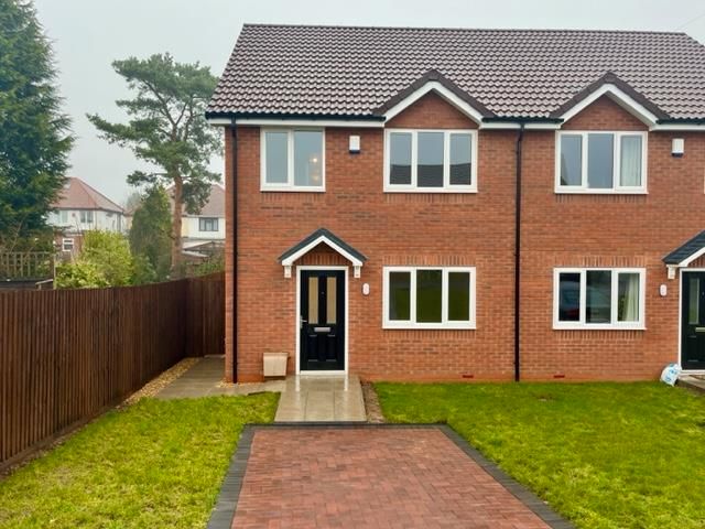 3 bed property to rent in The Fens, Pensnett, Brierley Hill DY5, £1,100 pcm