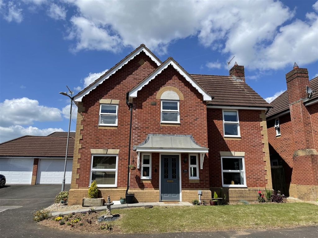 4 bed detached house for sale in St. Lawrence Park, Chepstow NP16, £465,000