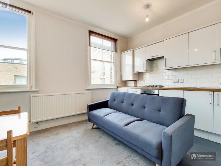 1 bed flat to rent in Gifford Street, Angel, London N1, £1,800 pcm
