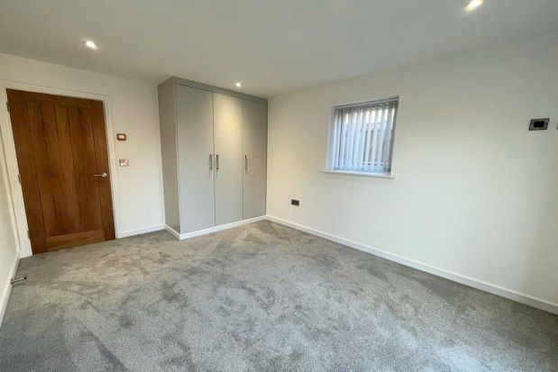 2 bed flat to rent in Joshdale Court, Nottingham NG13, £1,200 pcm