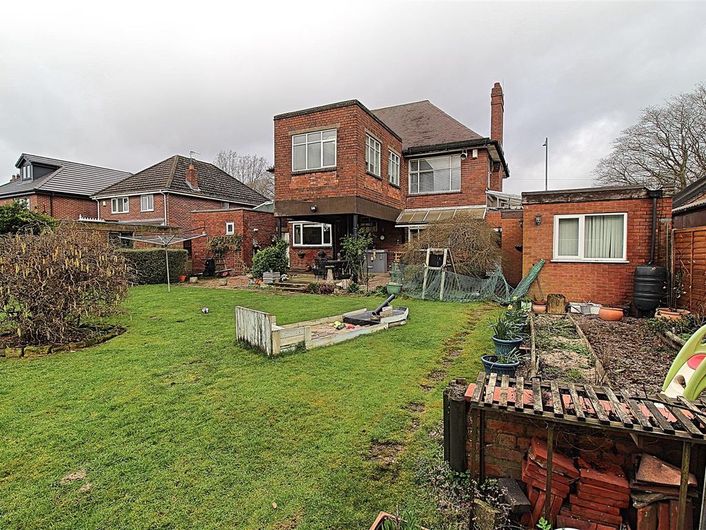 4 bed detached house for sale in Birmingham Road, Bacons End, Birmingham B37, £500,000