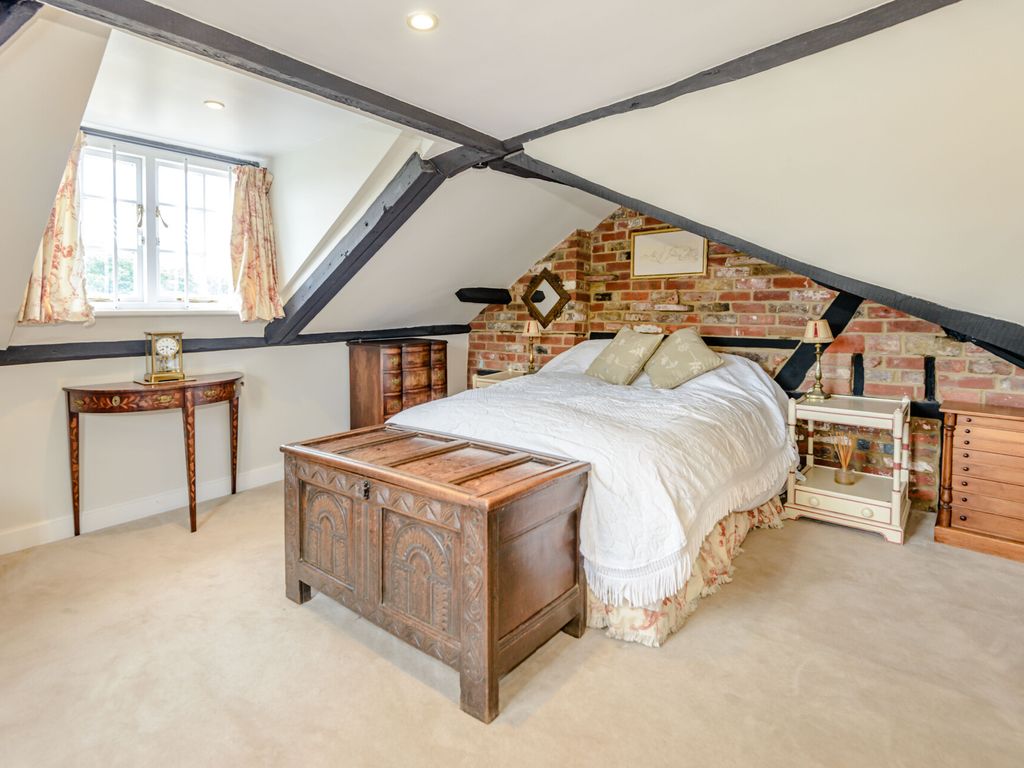 5 bed detached house for sale in Aylesbury Road, Wendover, Aylesbury HP22, £2,995,000