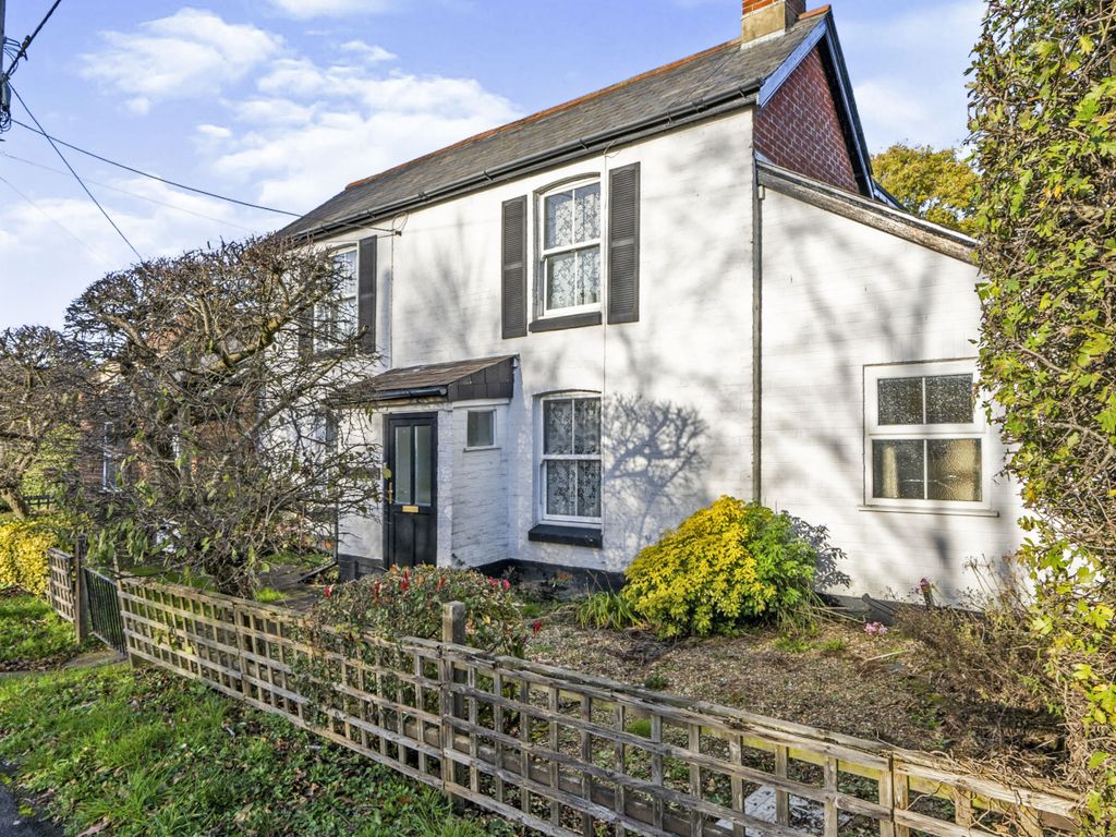 4 bed detached house for sale in Southampton Road, Cadnam, Southampton SO40, £475,000