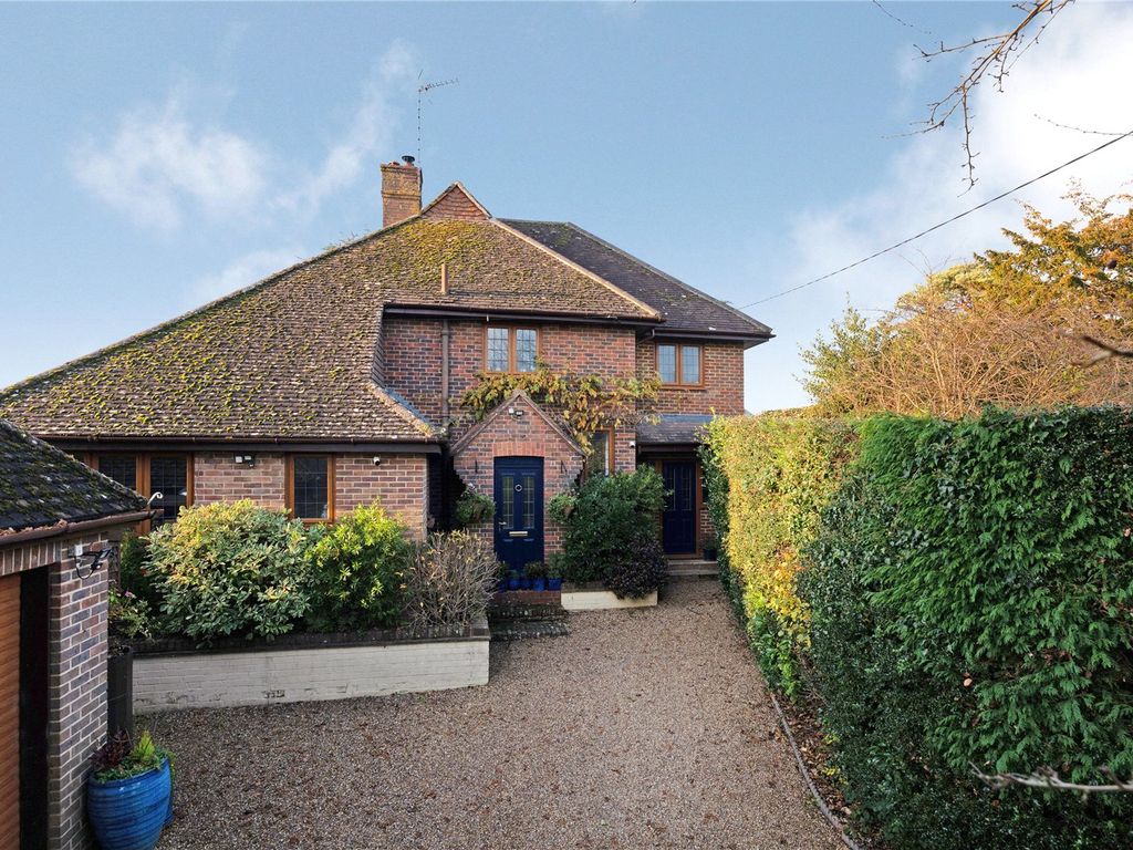 4 bed detached house for sale in Ingleton, Bonfire Lane, Horsted Keynes RH17, £865,000