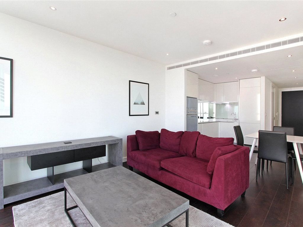 New home, 2 bed flat for sale in Sky Gardens, 155 Wandsworth Road, Nine Elms SW8, £790,000