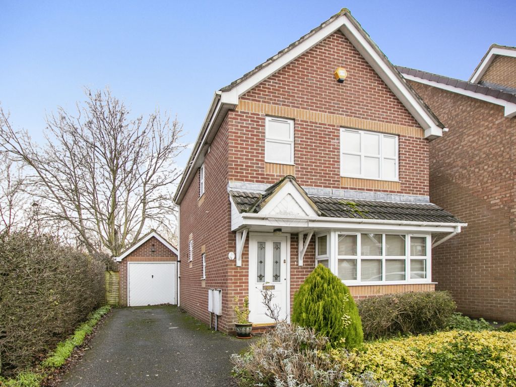 3 bed detached house for sale in Fawley Green, Bournemouth BH8, £375,000