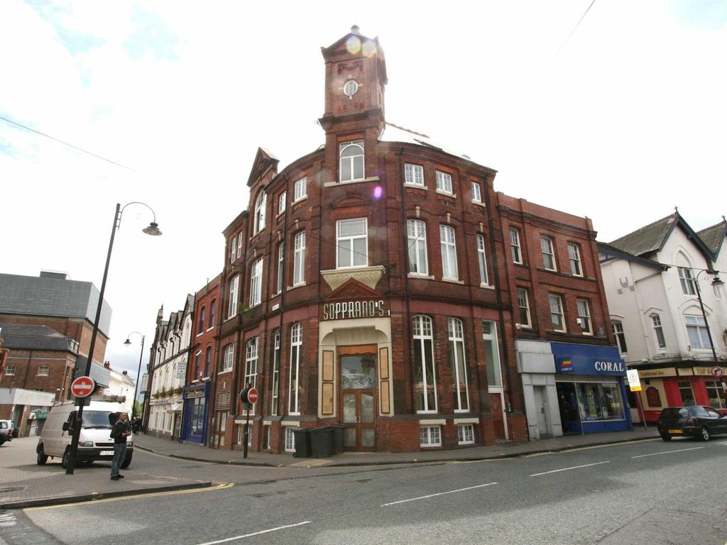 2 bed flat to rent in Princess Street, Wolverhampton WV1, £965 pcm