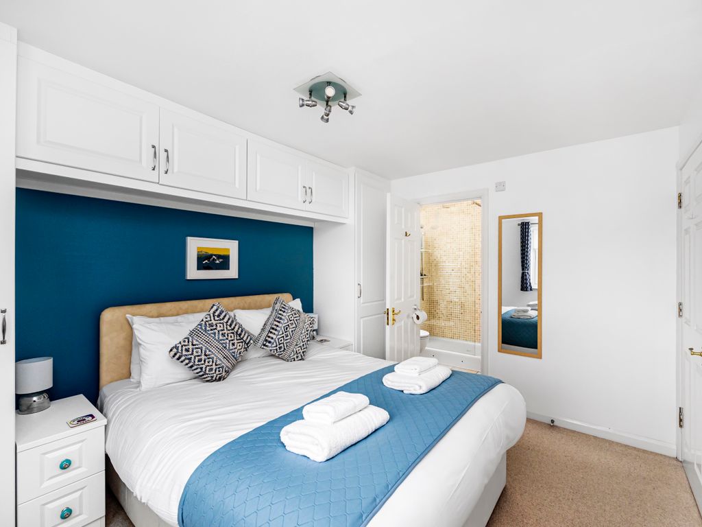 2 bed flat to rent in St Vincent's Court, Brighton Marina Village, Brighton BN2, £3,467 pcm