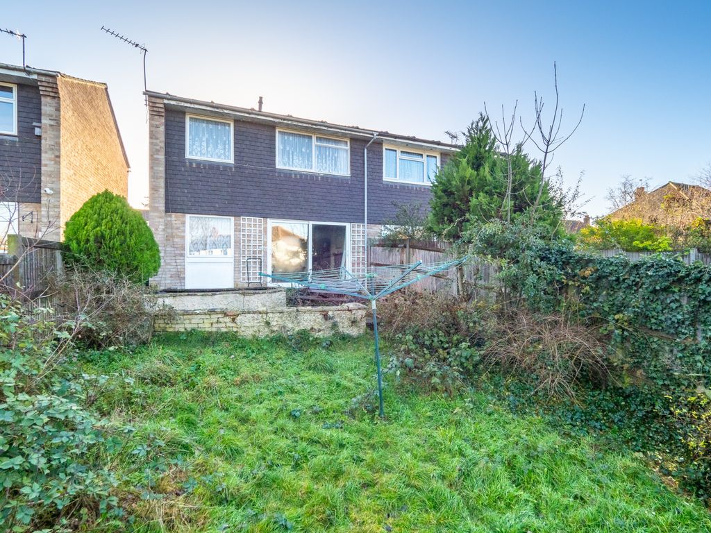 3 bed semi-detached house for sale in Calthorpe Gardens, Sutton SM1, £475,000