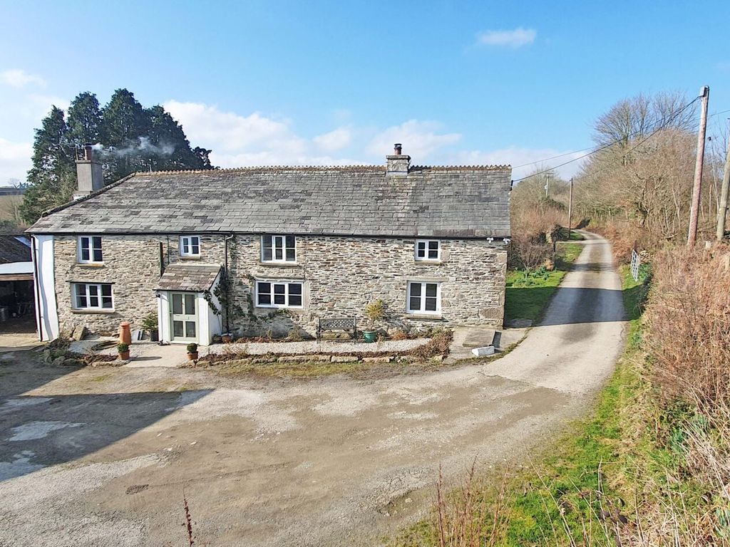 3 bed country house for sale in St. Ive, Liskeard PL14, £800,000