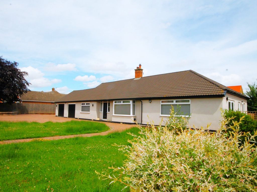 2 bed bungalow for sale in Drovers Lane, Redmarshall, Stockton-On-Tees, Durham TS21, £459,950