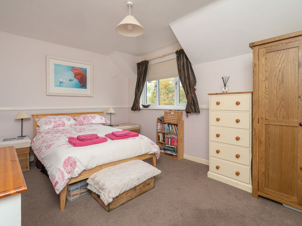 4 bed detached house for sale in Main Street, Beachampton, Buckinghamshire MK19, £575,000
