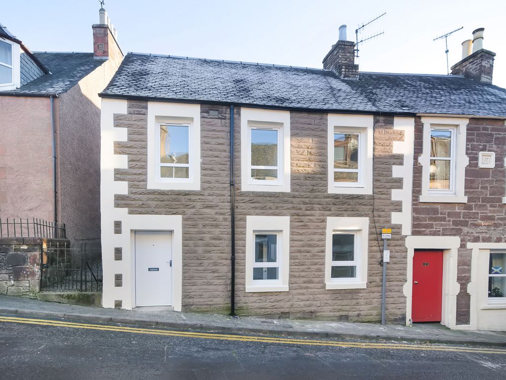 3 bed end terrace house for sale in Mitchell Street, Crieff PH7, £140,000