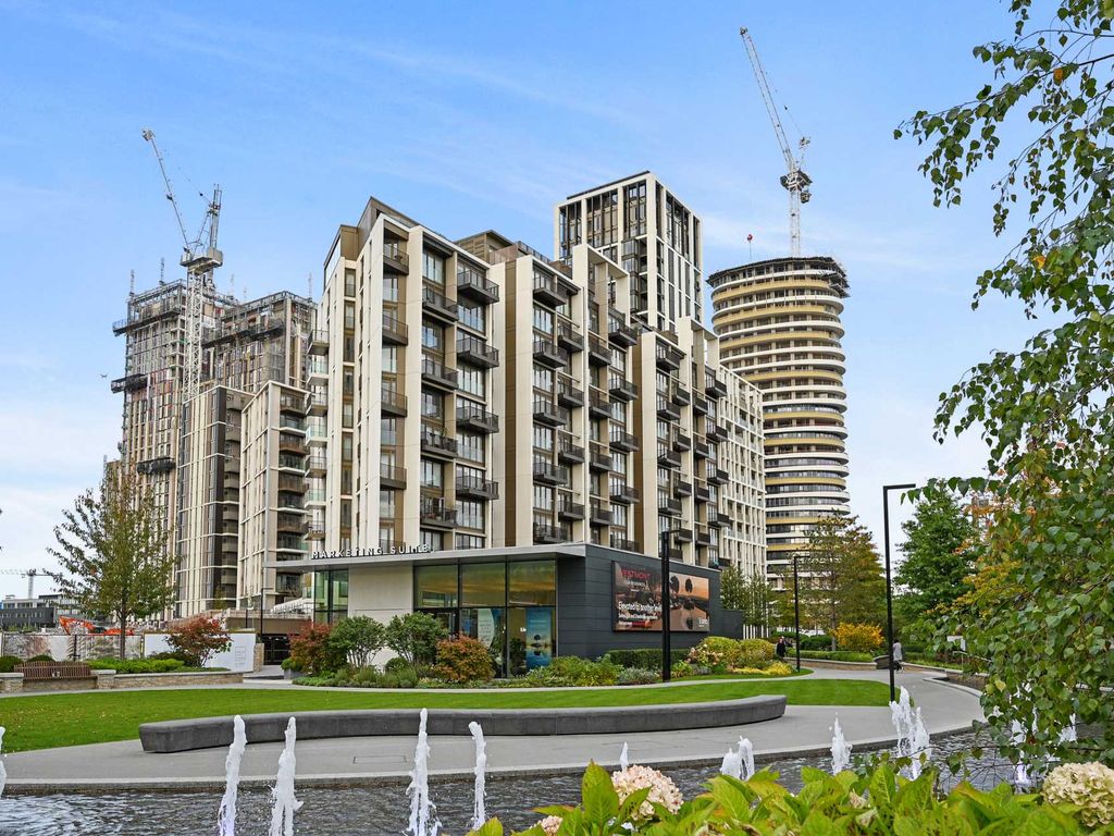 New home, 2 bed flat for sale in White City Living, 54 Wood Lane, White City W12, £998,500