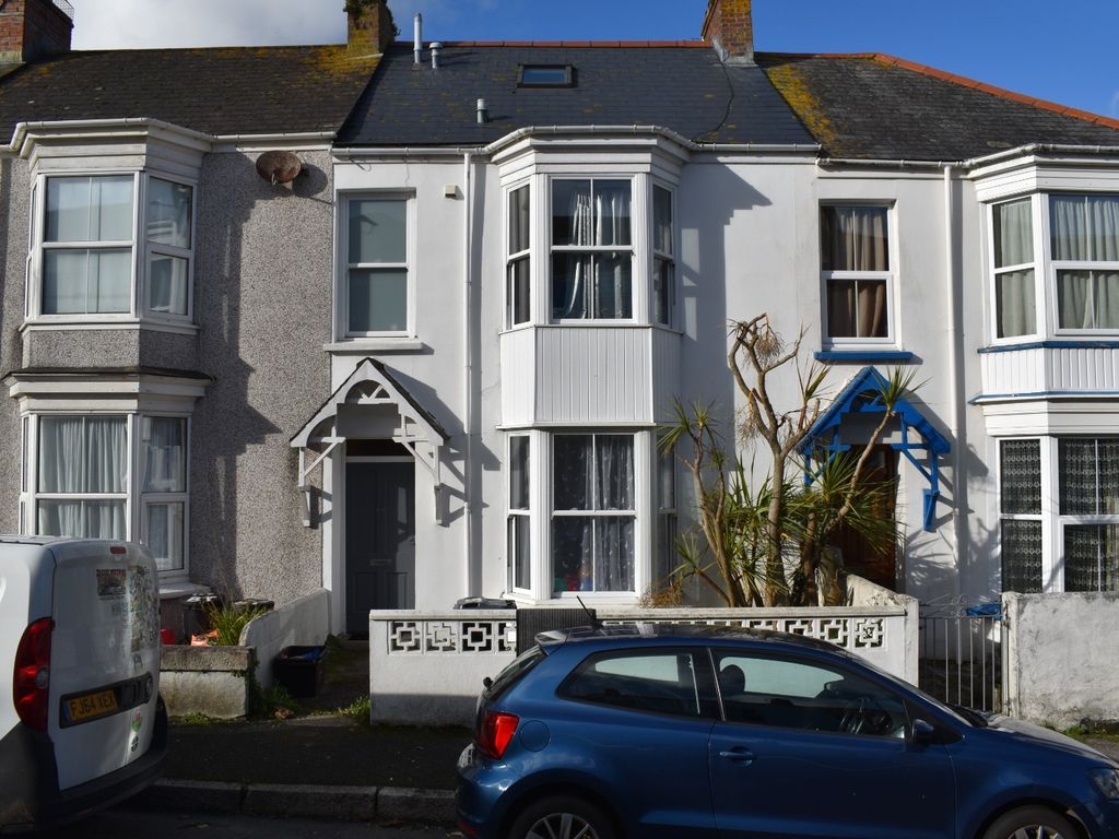 4 bed terraced house to rent in Budock Terrace, Falmouth TR11, £2,700 pcm
