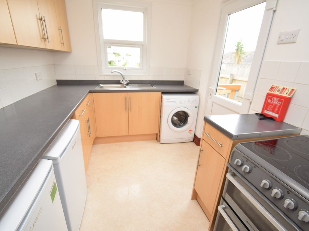 3 bed end terrace house to rent in Vernon Place, Falmouth TR11, £1,950 pcm