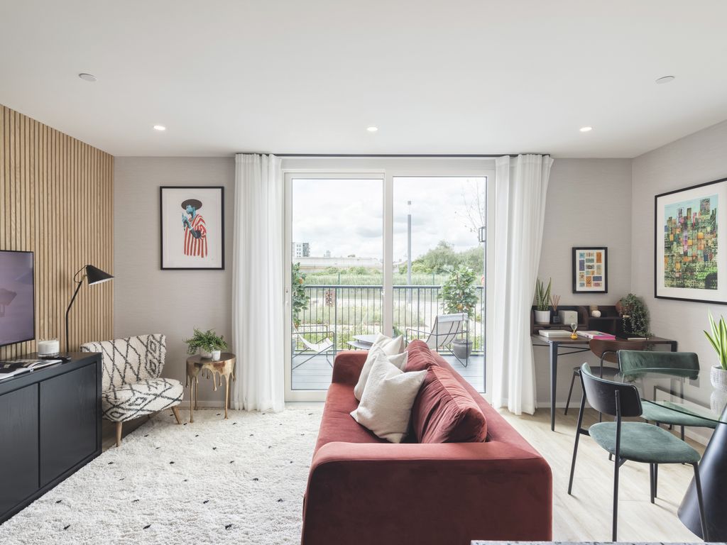 New home, 2 bed flat for sale in Leven Road, East London, Poplar E14, London, £635,000