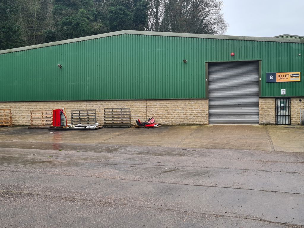 Warehouse to let in Brookfoot Lane, Brighouse HD6, £53,823 pa