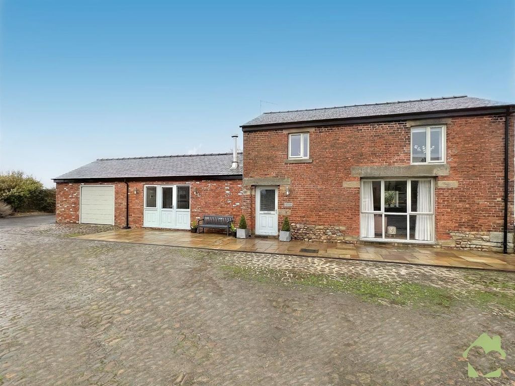 3 bed detached house for sale in Roe Barns, Catterall Lane, Catterall, Preston PR3, £475,000