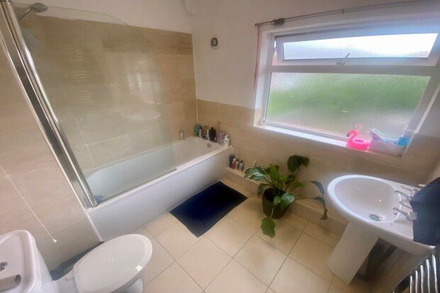 4 bed semi-detached house to rent in Audley Drive, Nottingham NG9, £1,906 pcm