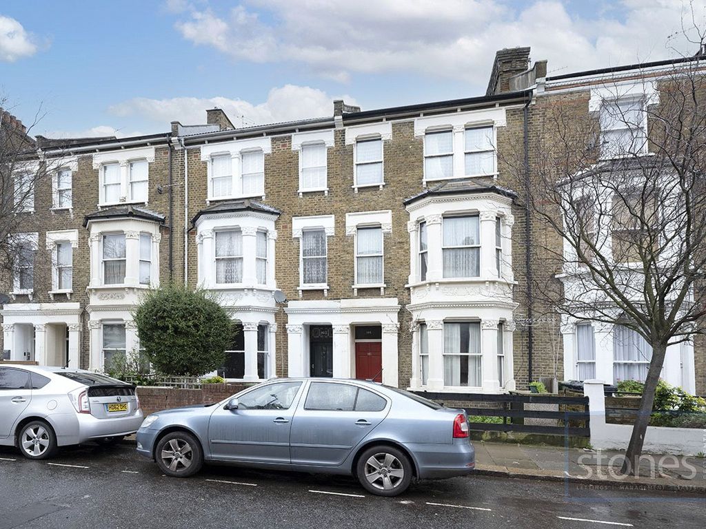 2 bed flat to rent in Saltram Crescent, Maida Vale, London W9, £2,200 pcm