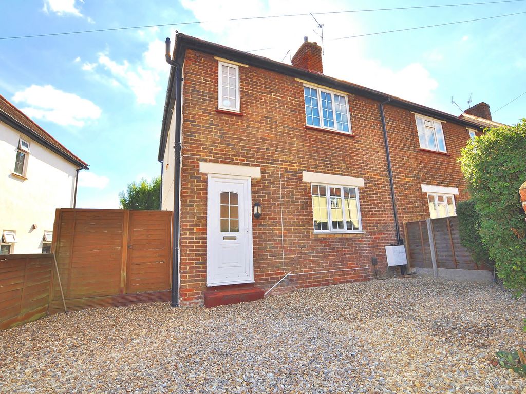 4 bed semi-detached house to rent in Durham Close, Guildford, Surrey GU2, £2,140 pcm