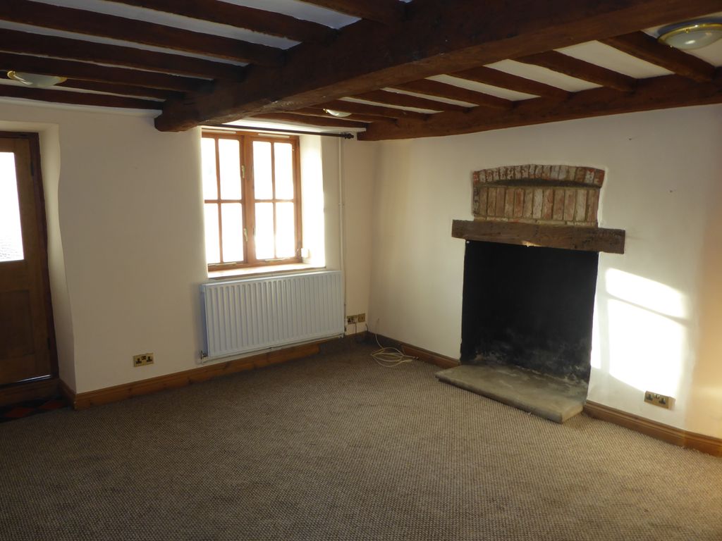 3 bed cottage to rent in High Street, Hanslope MK19, £1,475 pcm