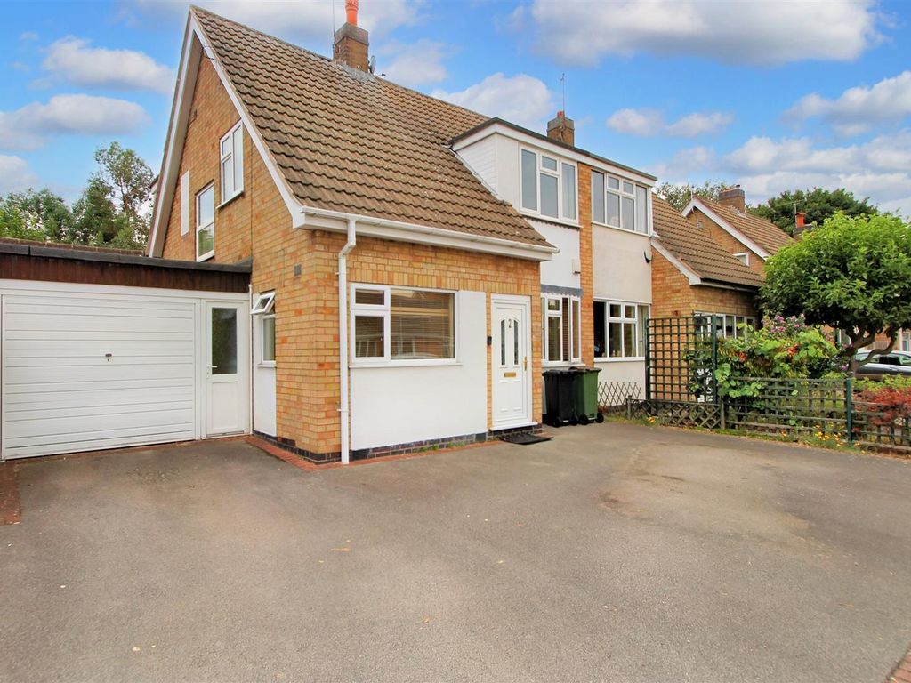 3 bed semi-detached house for sale in Brooksby Close, Oadby, Leicester LE2, £340,000
