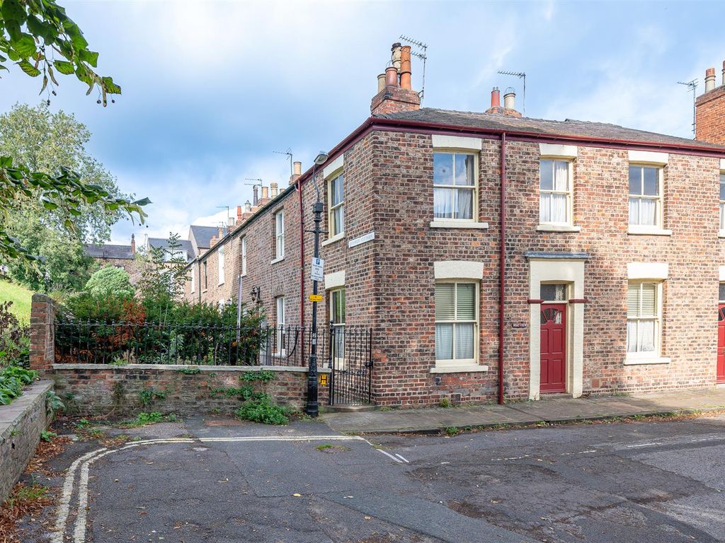 2 bed town house for sale in Dewsbury Cottages, Bishophill, York YO1, £400,000