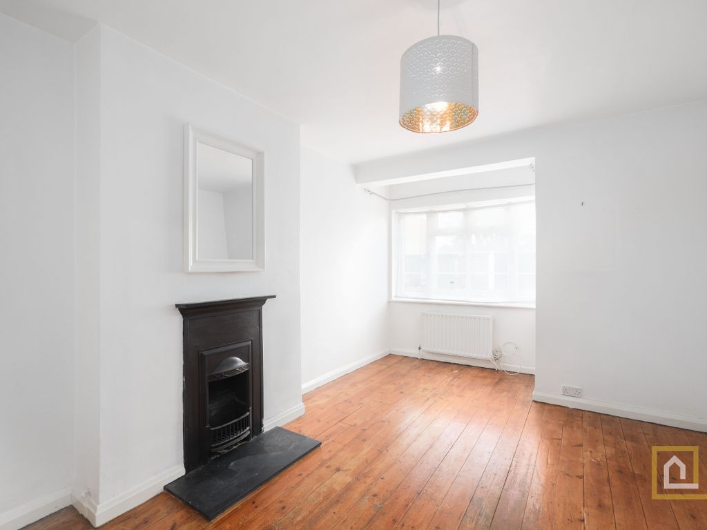 1 bed flat for sale in Northchurch Road, London N1, £365,000