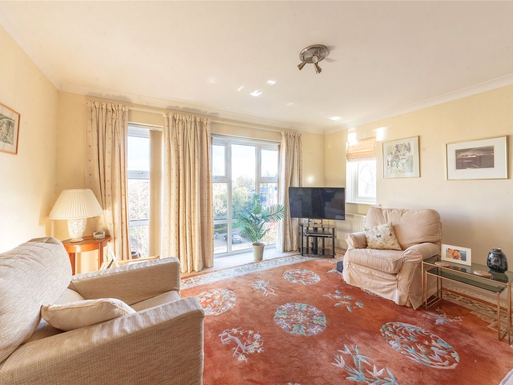 2 bed flat for sale in Frenchay Road, Oxford OX2, £485,000