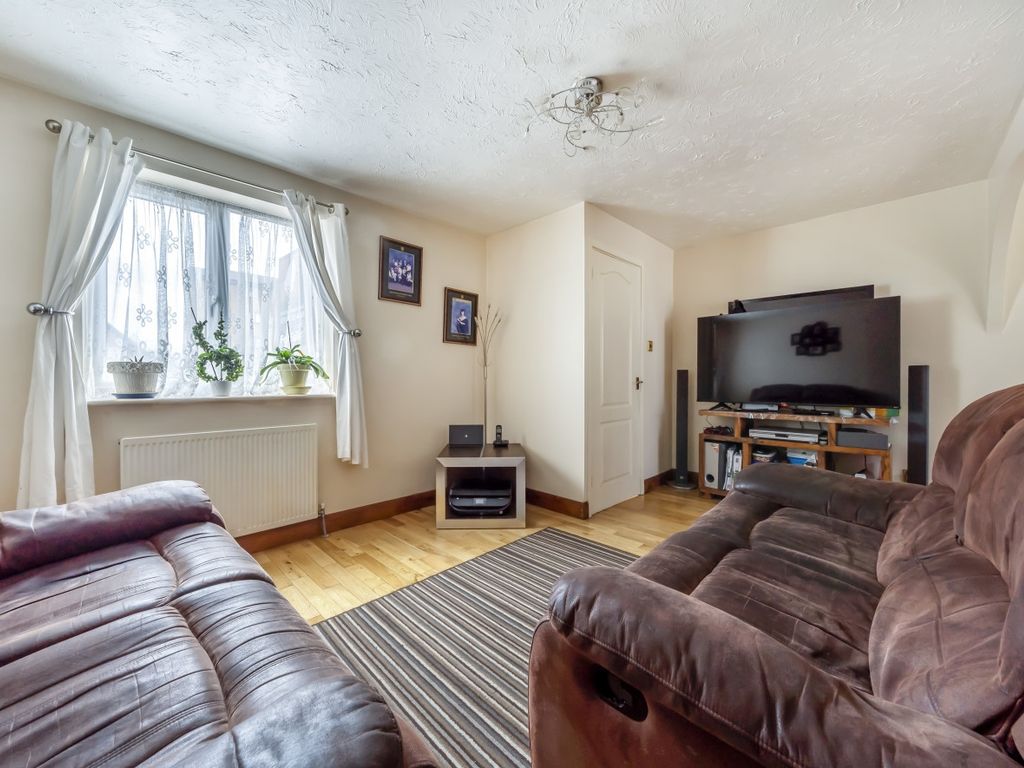 3 bed terraced house for sale in Cumberland Place, London SE6, £400,000