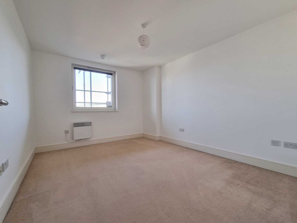 2 bed flat to rent in Patteson Road, Ipswich IP3, £1,100 pcm