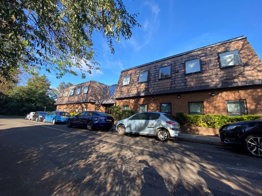 Office to let in Downside, Sunbury On Thames TW16, £31,625 pa