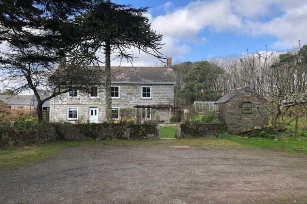 4 bed detached house to rent in Trennal Farm Trennal Lane, Penzance TR20, £1,700 pcm
