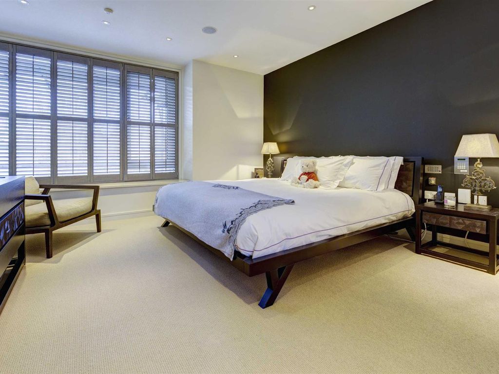 4 bed property for sale in Tercelet Terrace, Hampstead NW3, £3,700,000