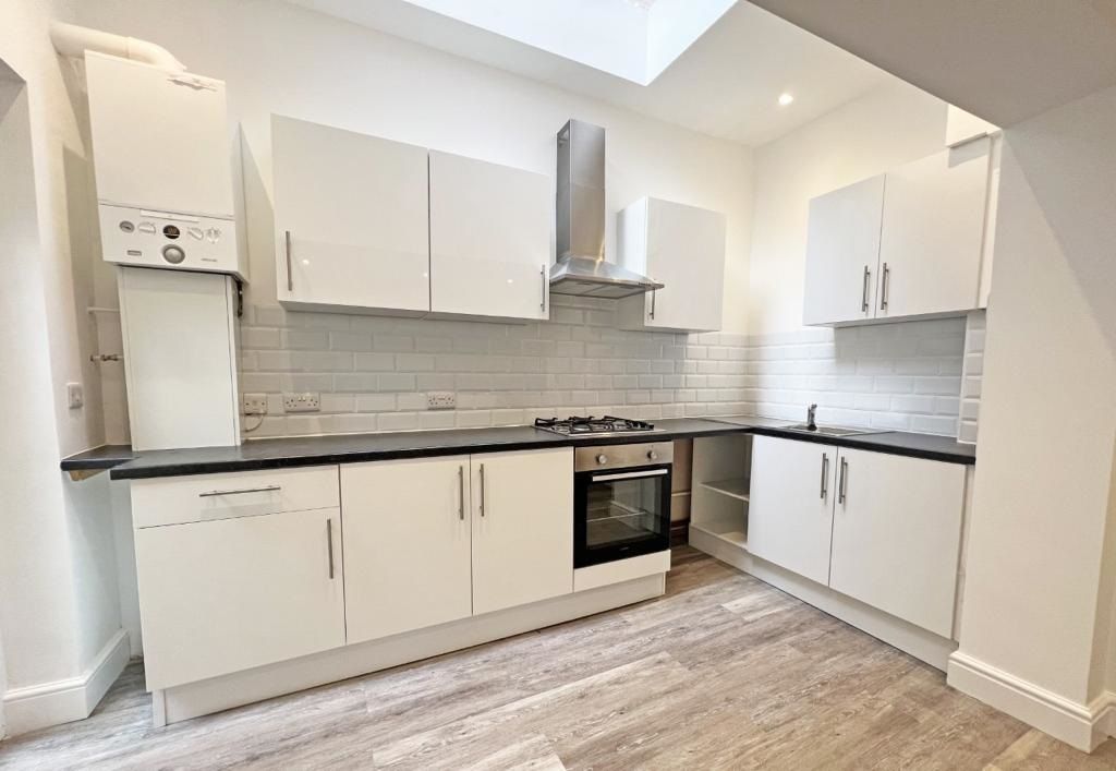 4 bed terraced house for sale in Blatchington Road, Hove BN3, £650,000