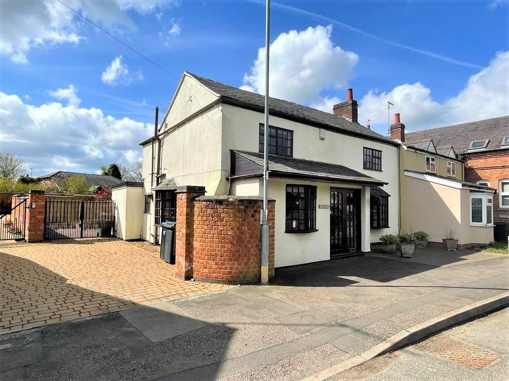 4 bed property for sale in Main Street, Gilmorton, Lutterworth LE17, £450,000