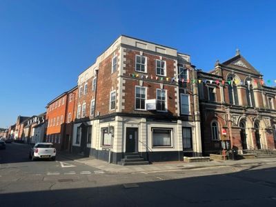 Office to let in Suite 3, Brewery House, 36 Milford Street, Salisbury, Wiltshire SP1, £16,250 pa