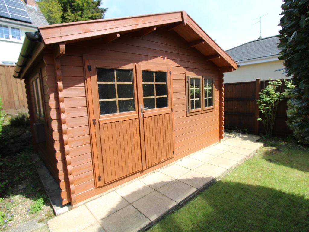 3 bed bungalow for sale in Potters Close, West Hill, Ottery St. Mary EX11, £680,000