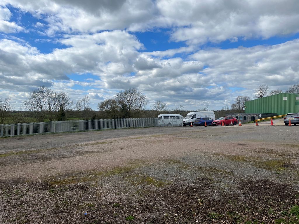 Industrial to let in Storage Yard, The Manor Business Centre, Stewkley LU7, £30,000 pa