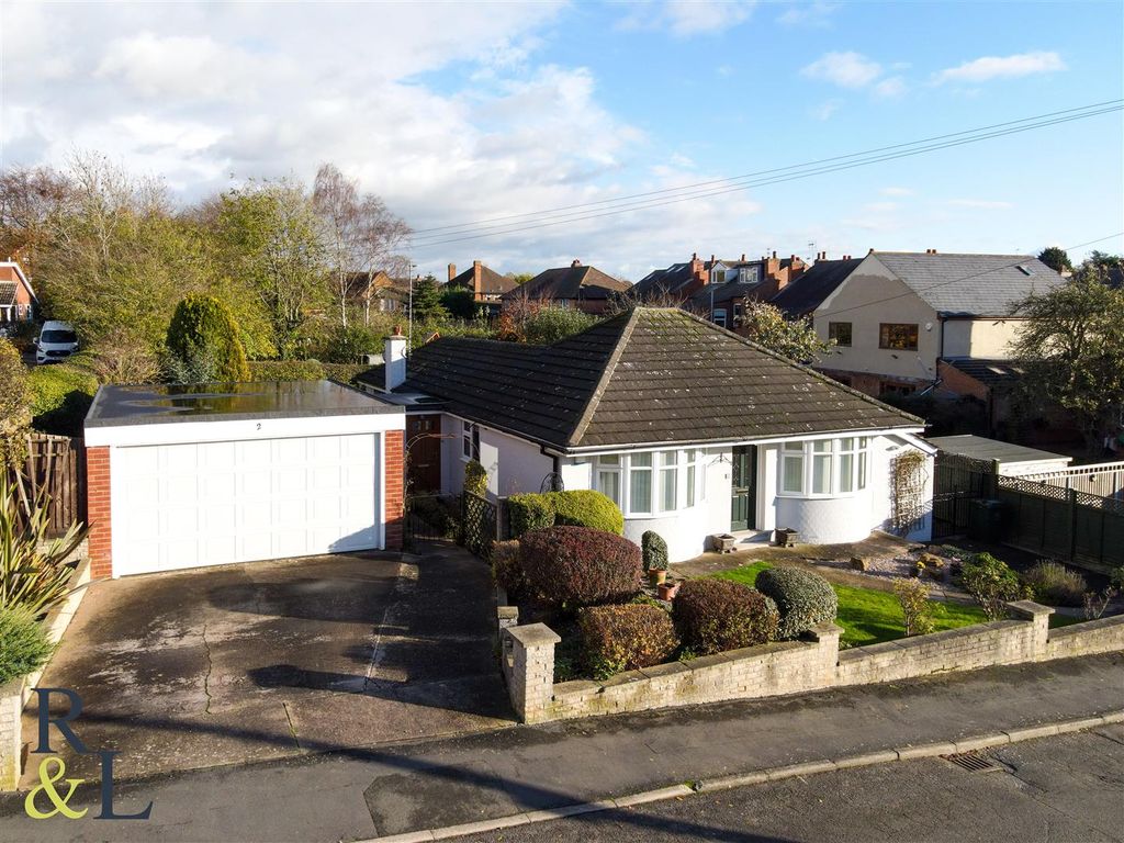 3 bed detached bungalow for sale in Highfield Road, Keyworth, Nottingham NG12, £350,000