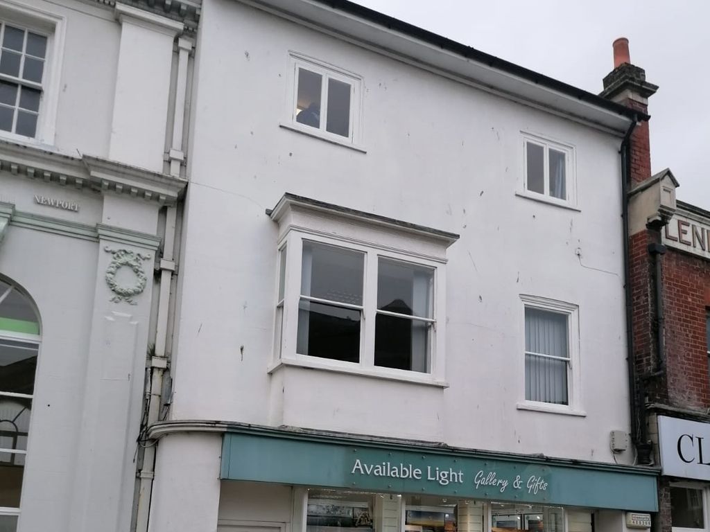 Office to let in St. Thomas Square, Newport PO30, £6,000 pa