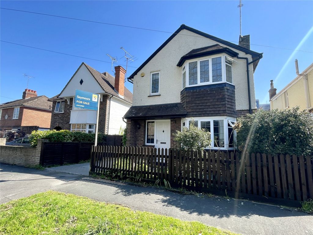 3 bed detached house for sale in Camberley, Surrey GU15, £500,000