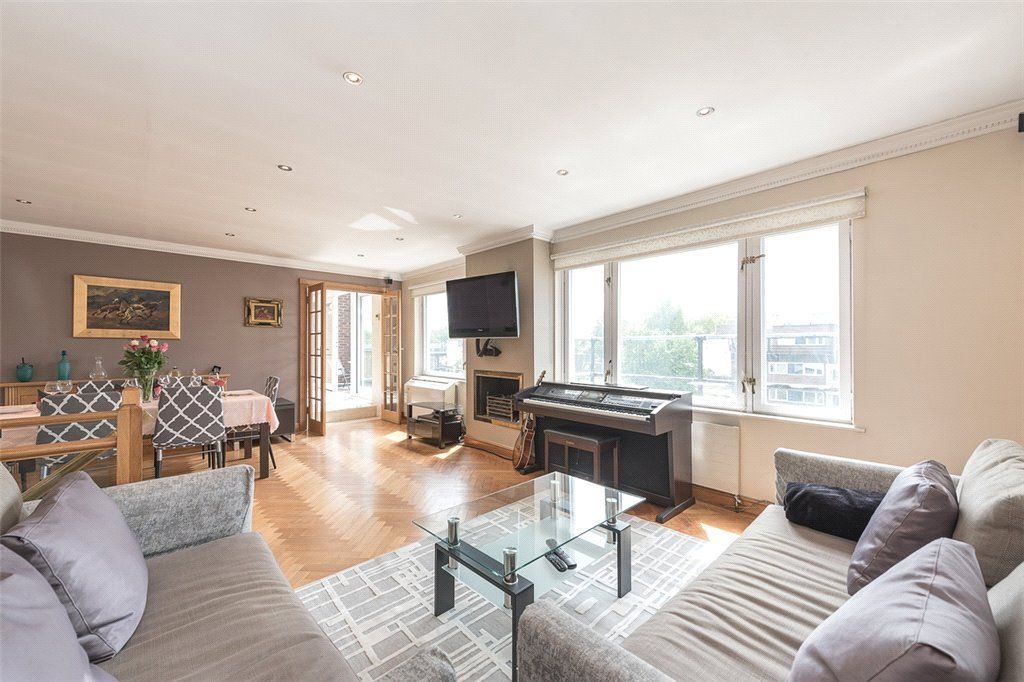 3 bed flat for sale in Southwick Street, London W2, £1,600,000