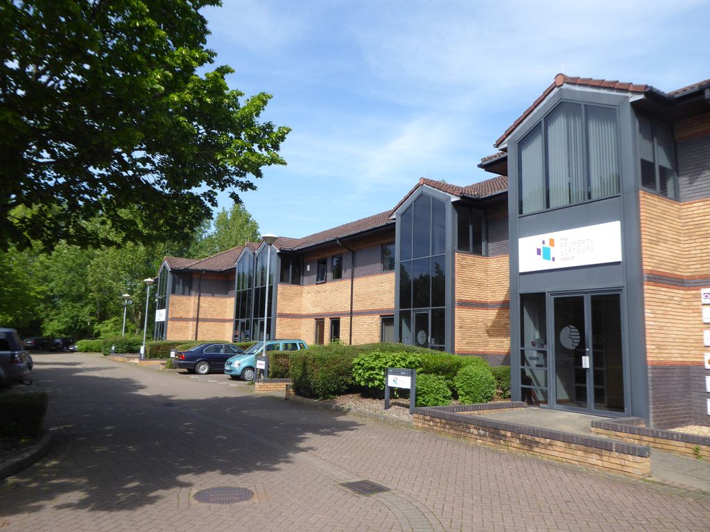 Office to let in Unit 3, Somerville Court, Adderbury, Banbury OX17, £9,000 pa