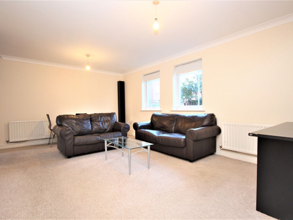 2 bed flat to rent in Bankwell Street, Manchester M15, £1,195 pcm