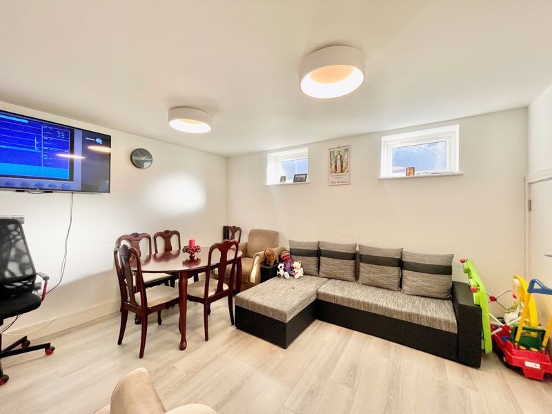 2 bed mews house for sale in For Sale, Two Bedroom Mews House, Lea Bridge Road, London E10, £450,000